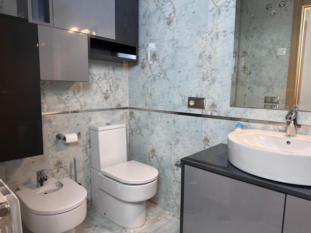 Apartamento Gran Via - Parking Gratis Salamanca Buitenkant foto