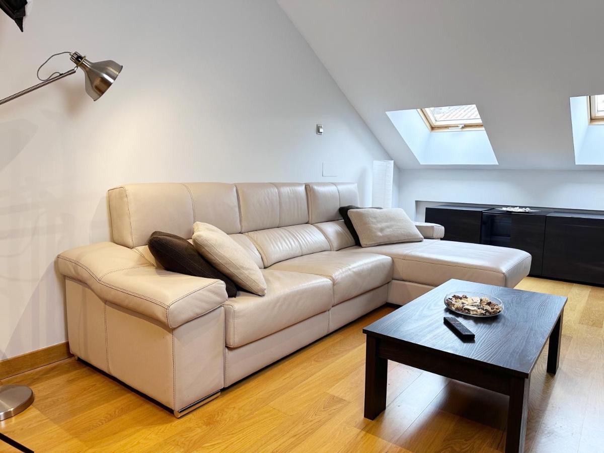 Apartamento Gran Via - Parking Gratis Salamanca Buitenkant foto